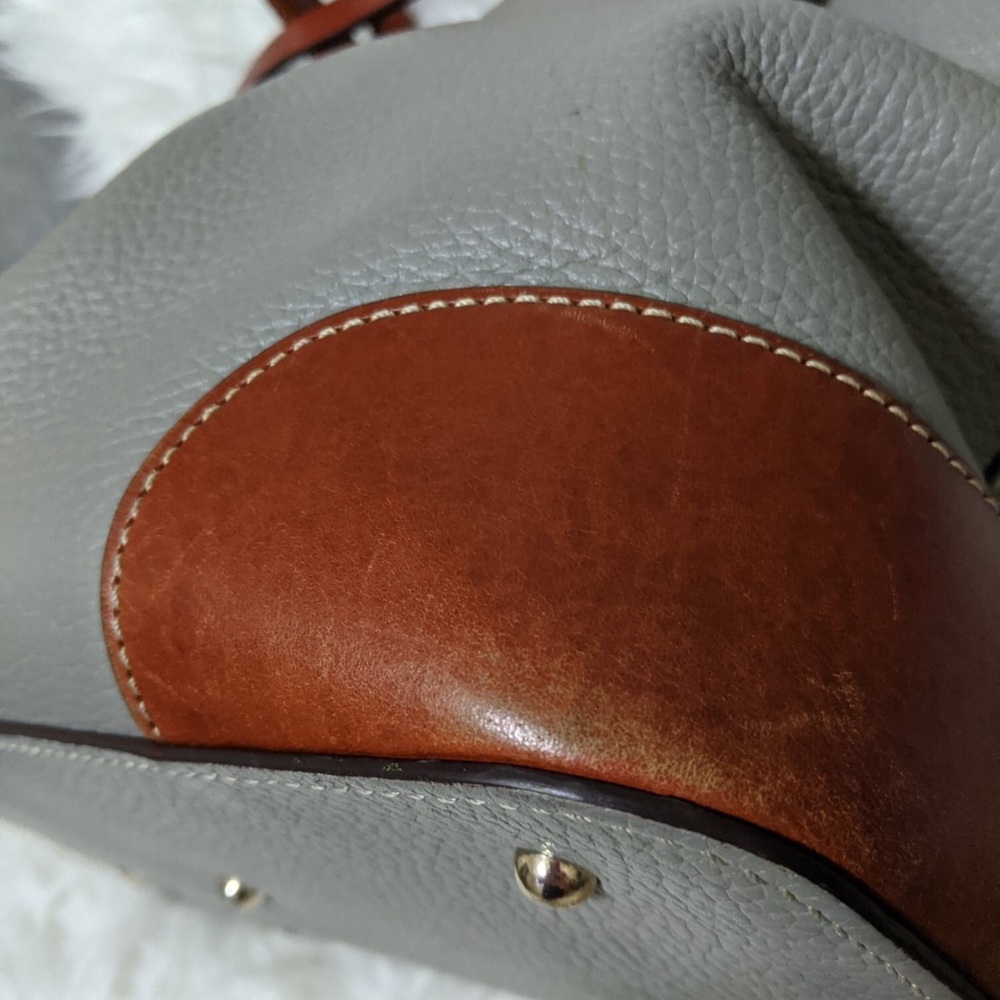 Host Pick ❤️ Dooney & Bourke Barlow bag - Picture 11 of 12